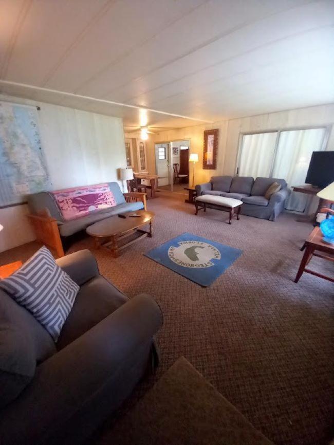 Stegbone'S Fish Camp And Resort Satsuma Buitenkant foto